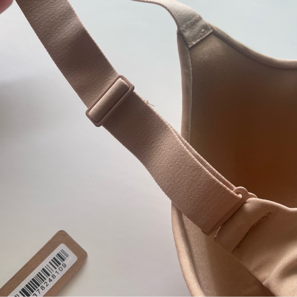 NWT SKIMS Fits Everybody T-Shirt Demi Bra Women’s 46D Clay Underwire Adjustable - Picture 7 of 8